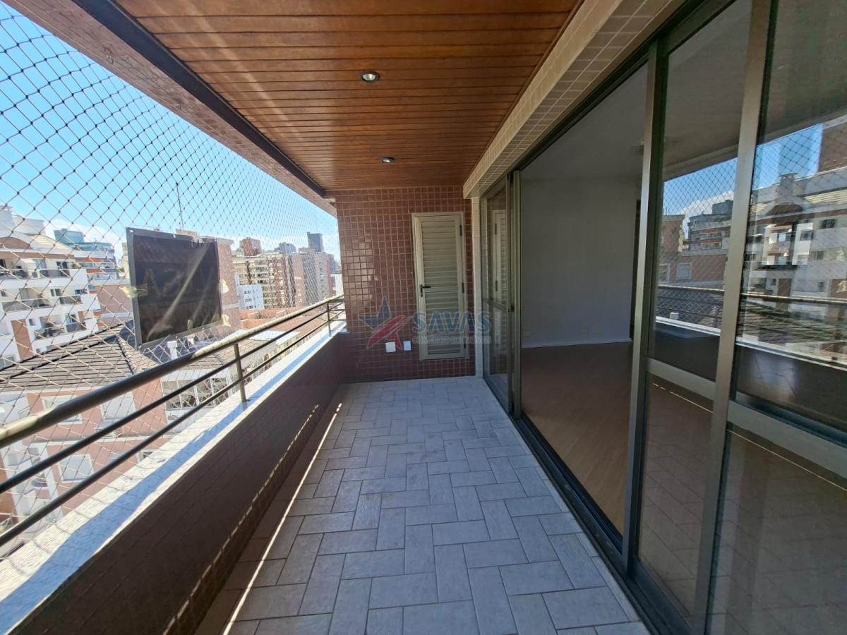 AMPLO APTO 3 DORMITÓRIOS - 2 GARAGENS - JUNTO AO HIPPO